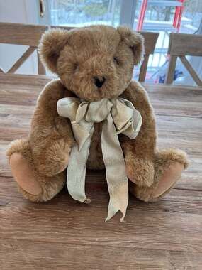 Vintage The Vermont Teddy Bear Company 15” Jointed Plush Stuffed Teddy Bear